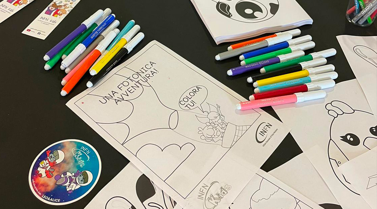 news stand lucca INFN Kids SCUOLA