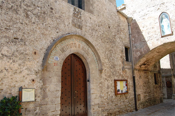 erice centro ettore majorana